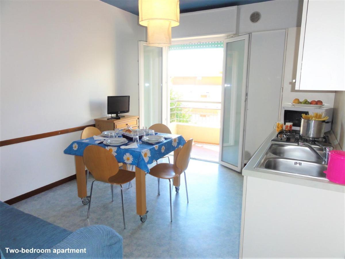 Albatros - Appartamenti Bibione Exteriör bild