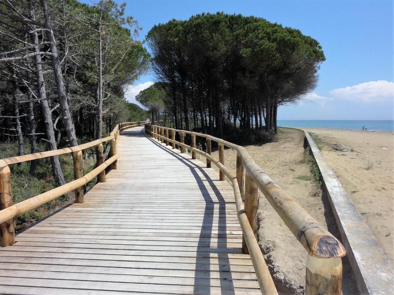 Albatros - Appartamenti Bibione Exteriör bild